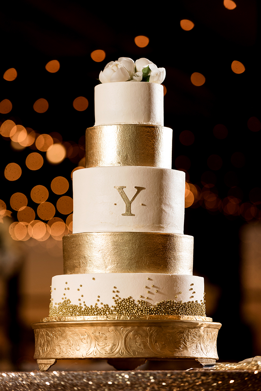 neo on new years eve wedding cake from the cakery by ashley fisher photography