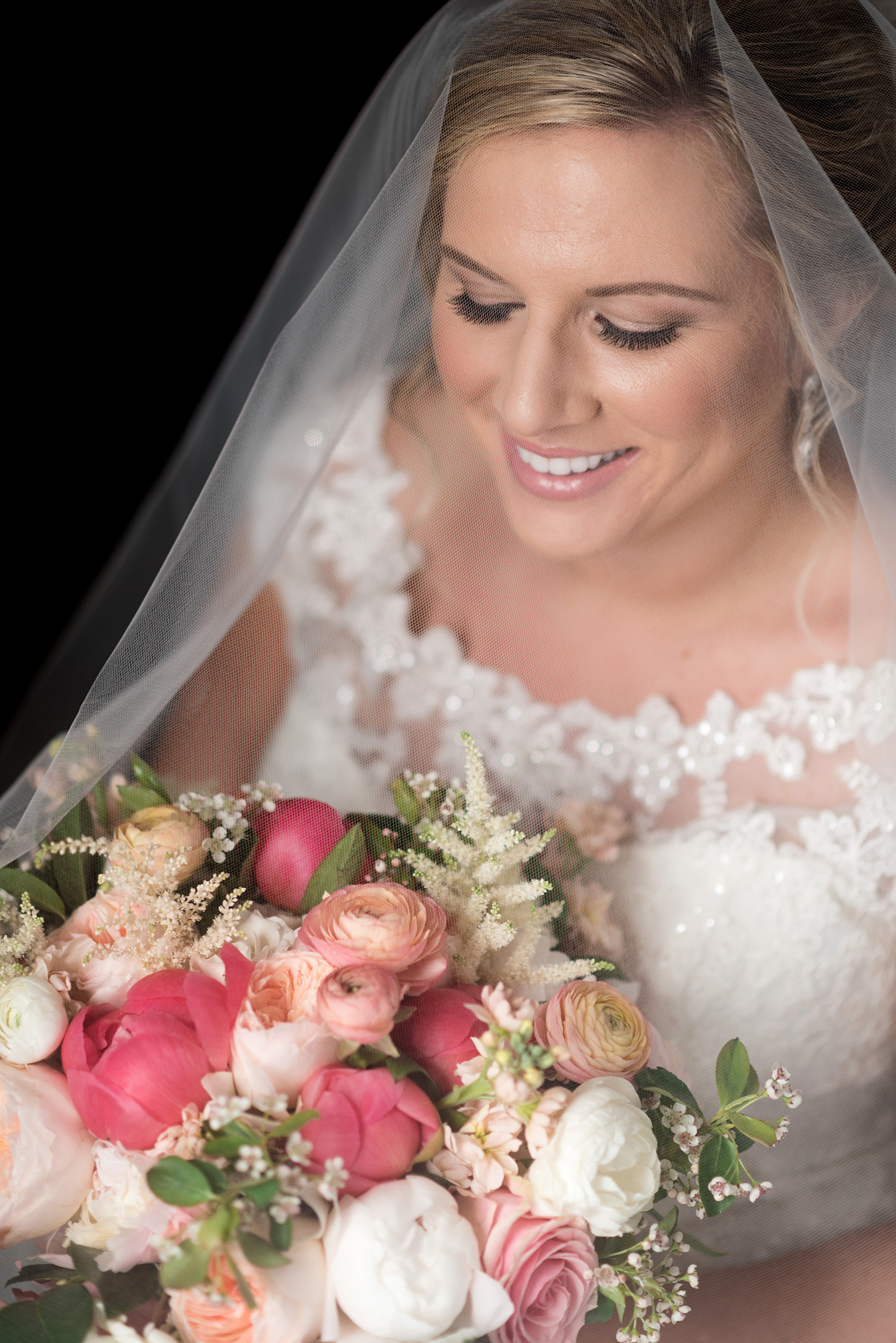 bridal portrait at marriott grand by ashley fisher photography