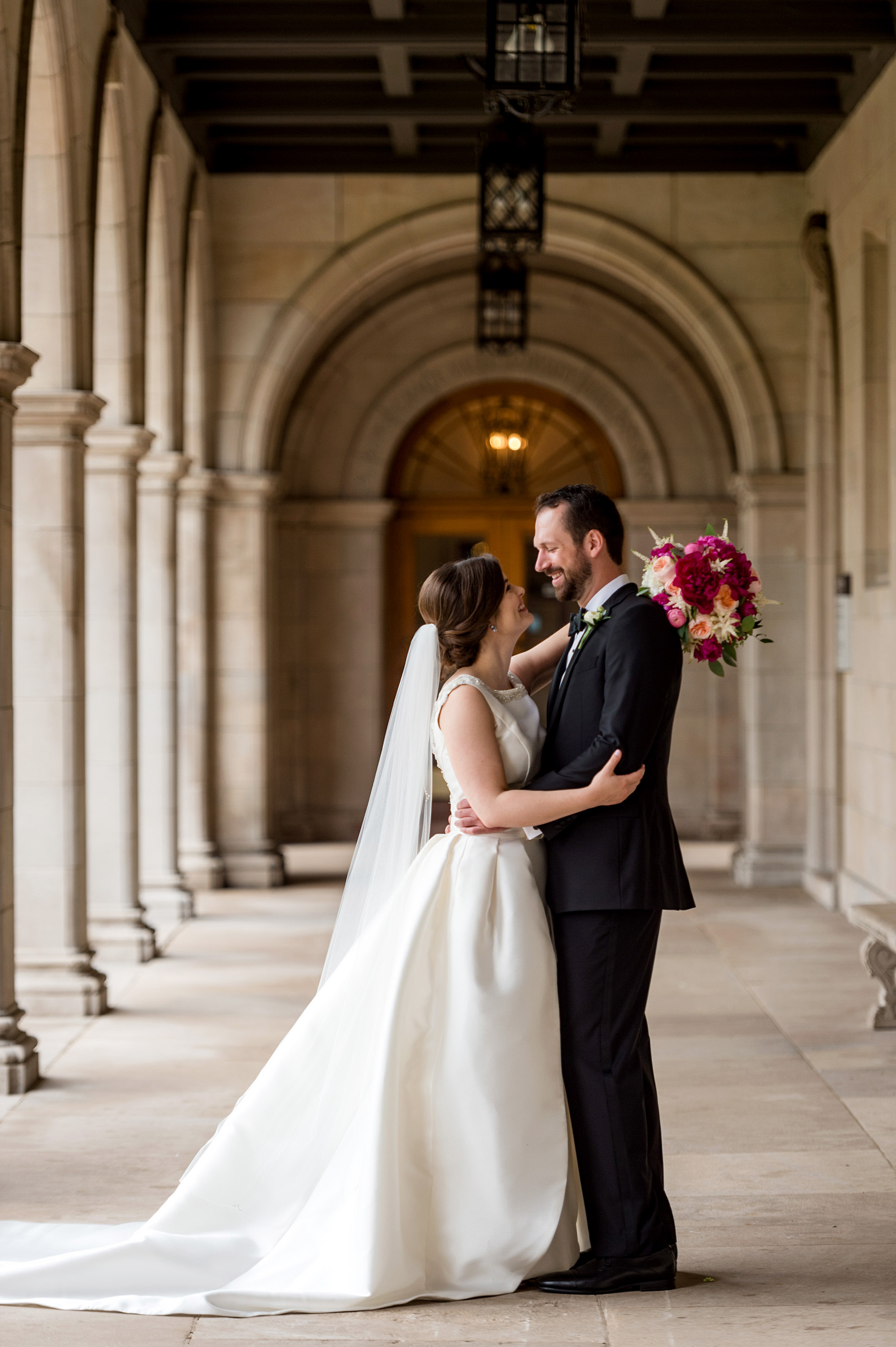 photo of first look at washington university by ashley fisher photography