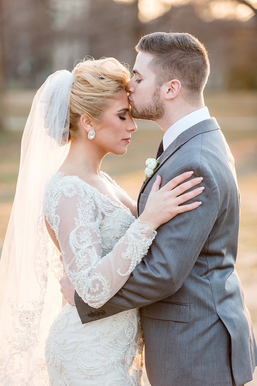 march wedding photos at lafayette square by ashley fisher photography