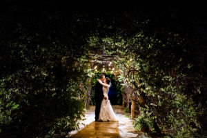 wedding photos at cedar lake cellars by ashley fisher photography