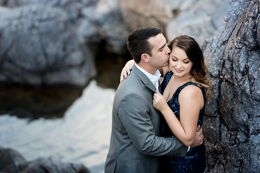 steamy kiss on temple at johnson's shut-ins engagement session